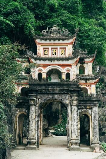 photo of a pagoda in Vietnam